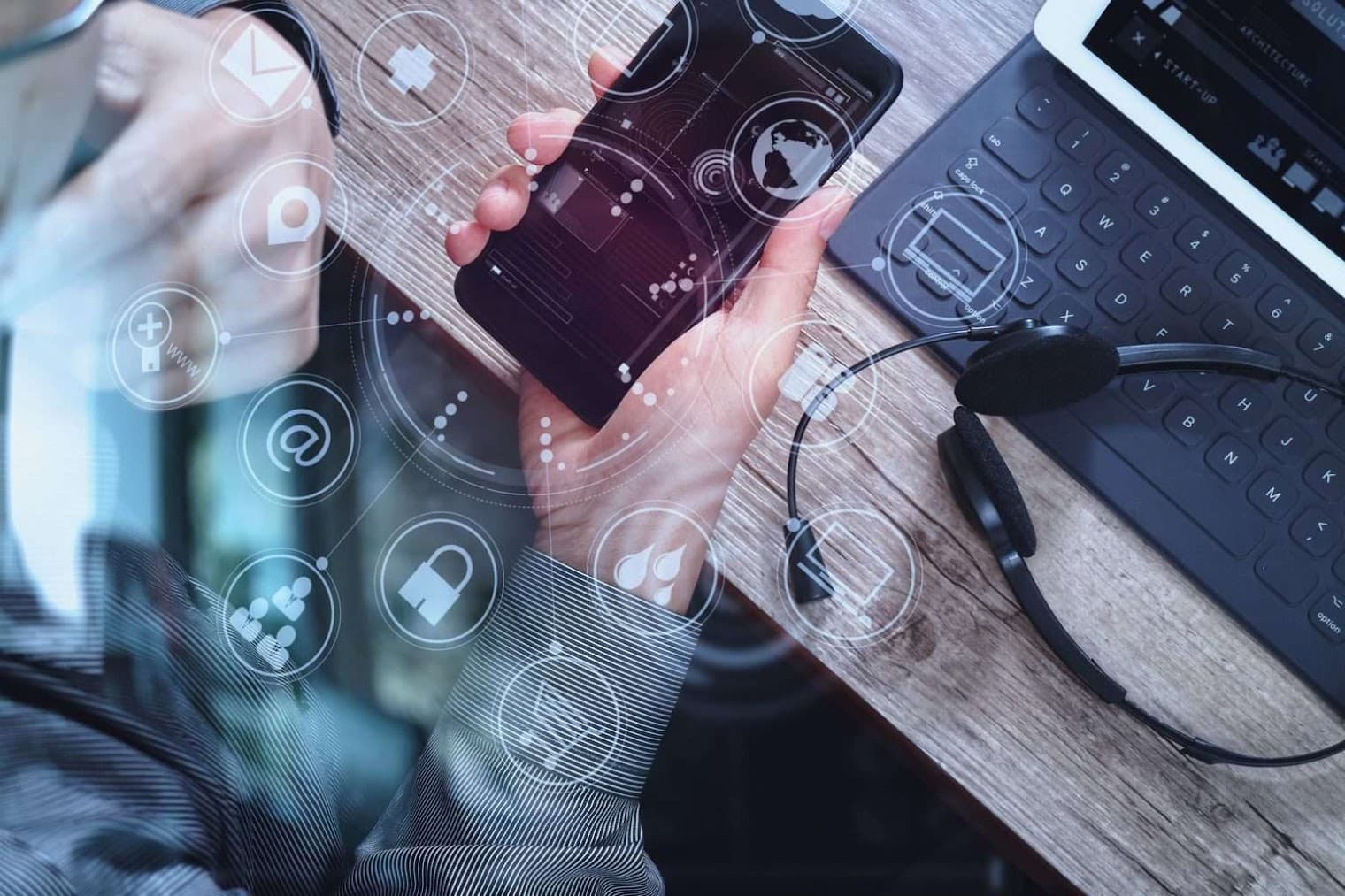 VoIP communication and internet phone service